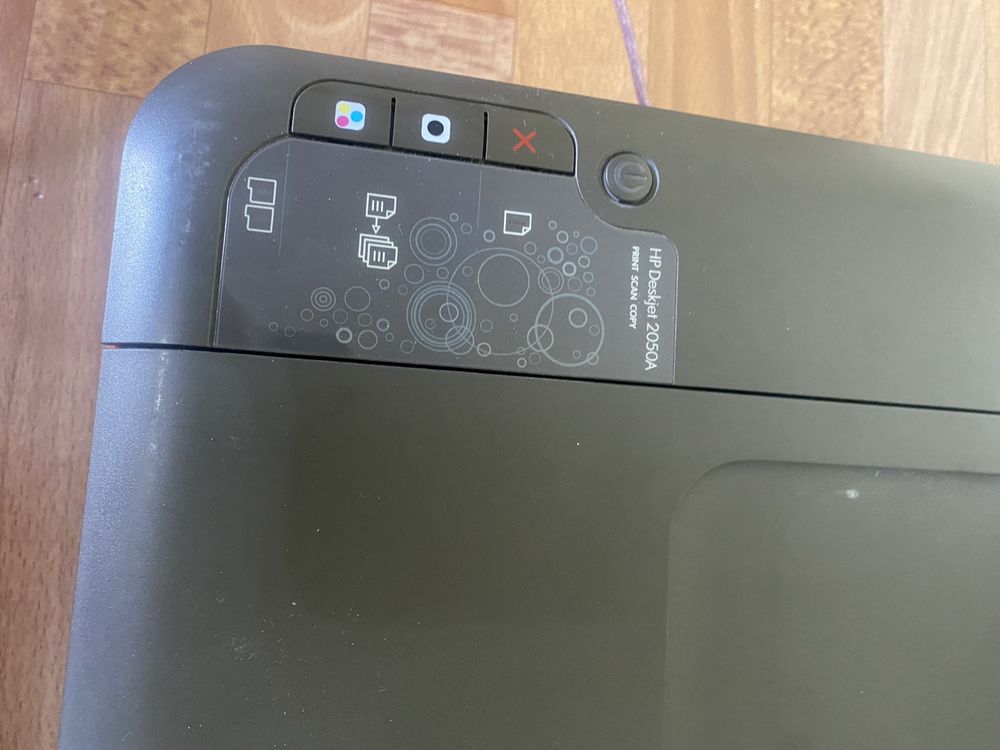Принтер струйный  hp deskjet 2050A принтер сканер копировальный