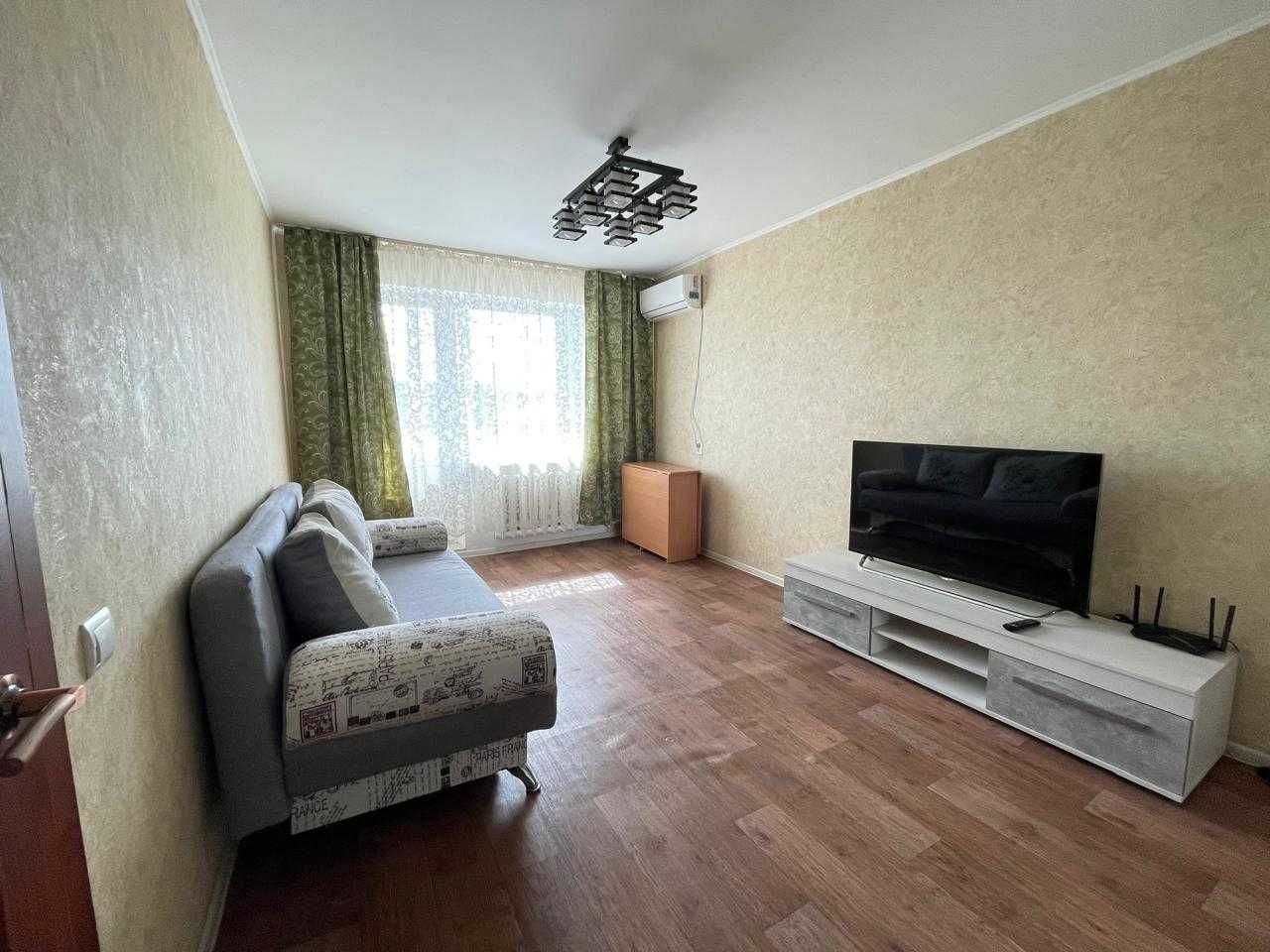 Продам 1 ком ленинградку. Район Цума