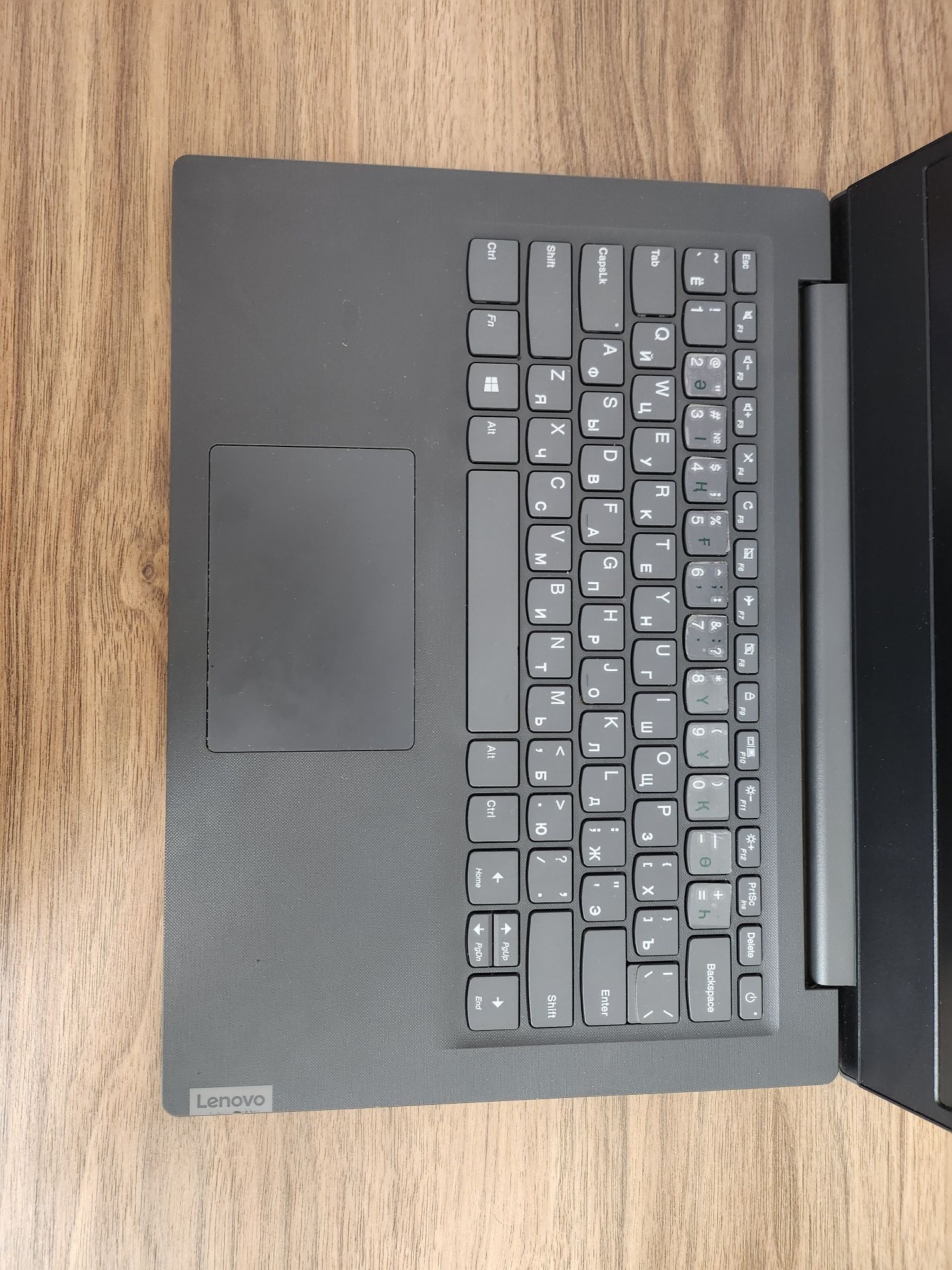 Продам ноутбук Lenovo V14