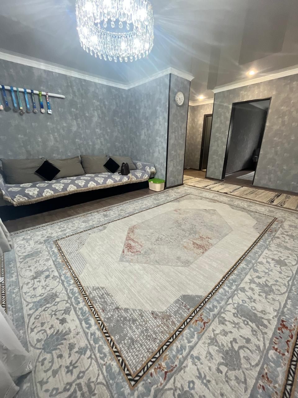 Продается 4х.ком.дом с мебелью и бытовой техникой , с санузлом .86 м²