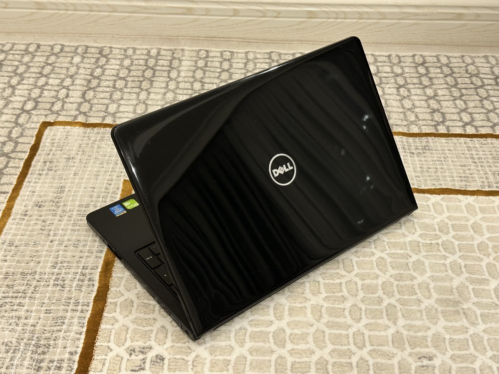 Ноутбук Dell Inspiron 15 i5 / SSD 256GB / 8GB Быстрый и надёжный!