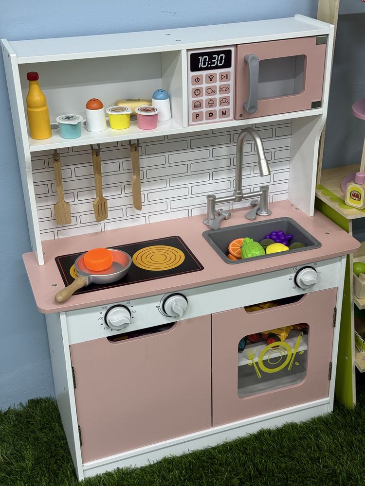 Продам детскую кухню