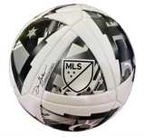 Футбольный мяч adidas оригинал тренировачный MLS