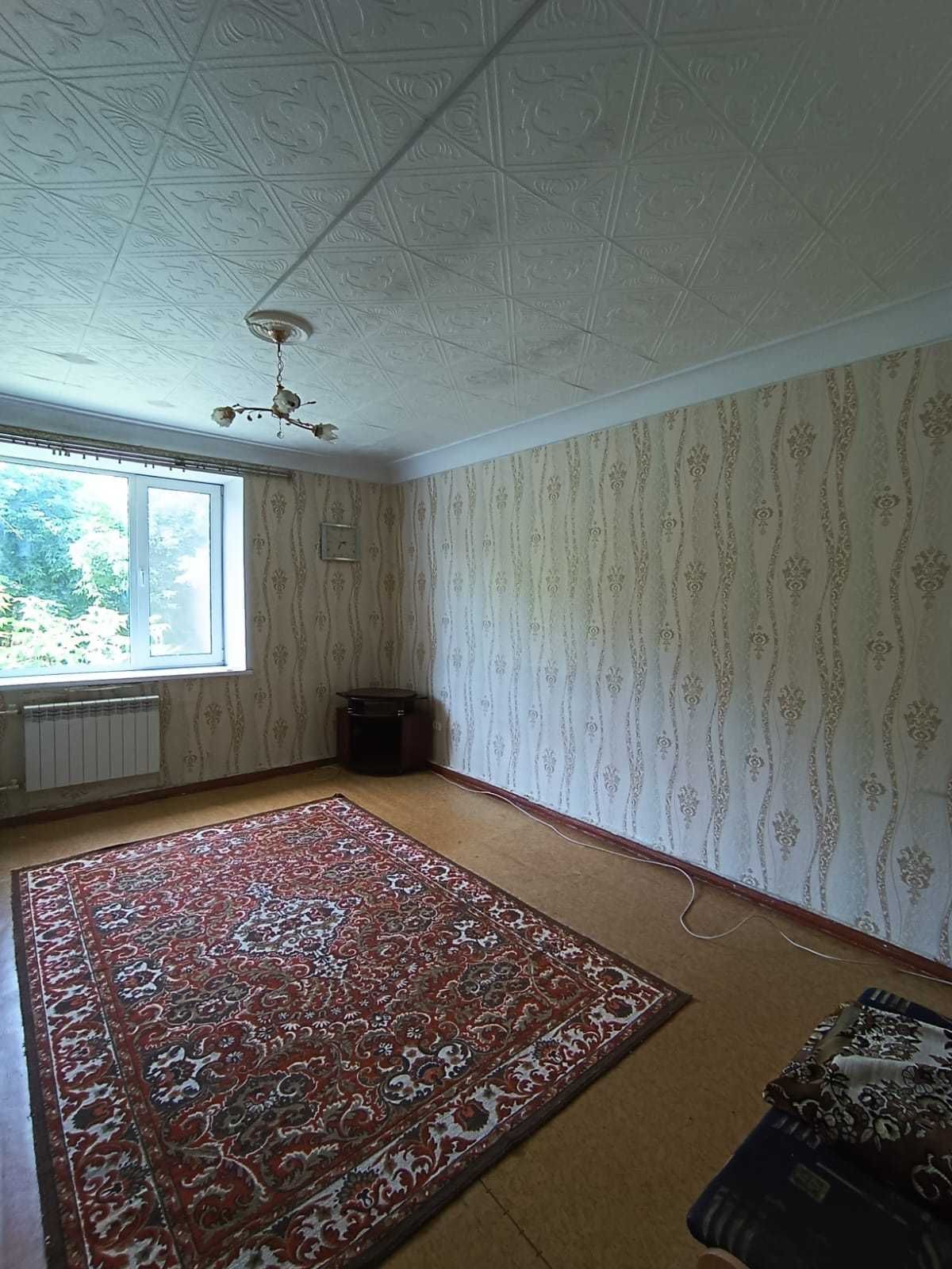 Продам НЕДОРОГО большую 3 к квартиру площадью 82 м.кв в р