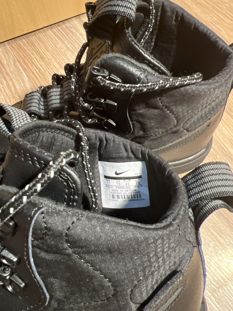 Nike lunar force