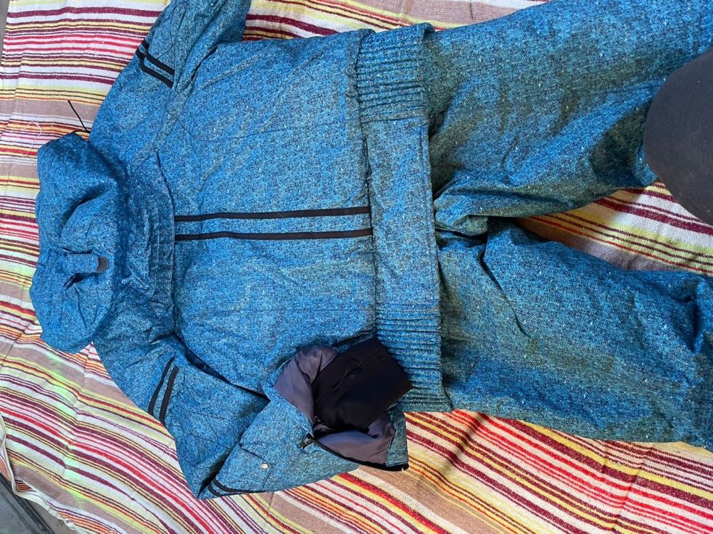 Продам женский зимний комбинезон