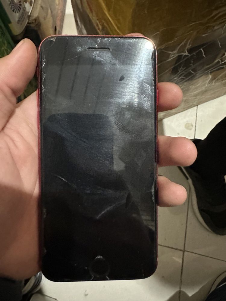 Iphone SE бушный