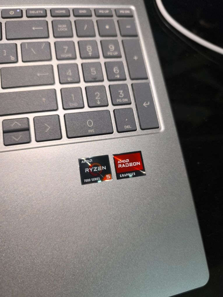 Ноутбук HP 15-fc0058ci