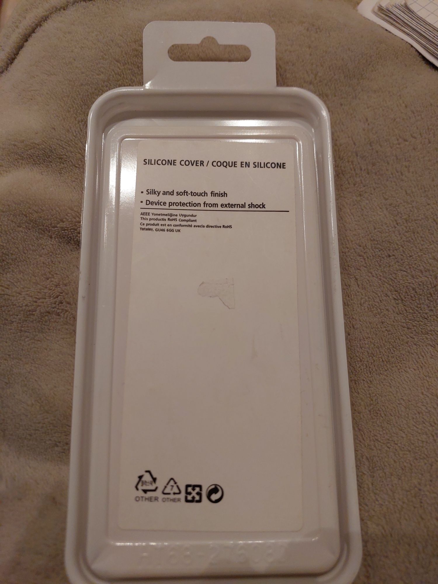 Чехол на Samsung S20+