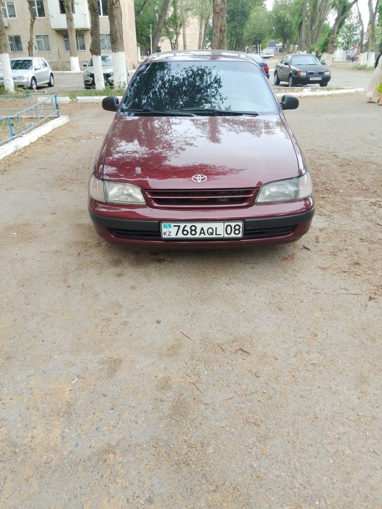 Тойота Карина коробка автомат