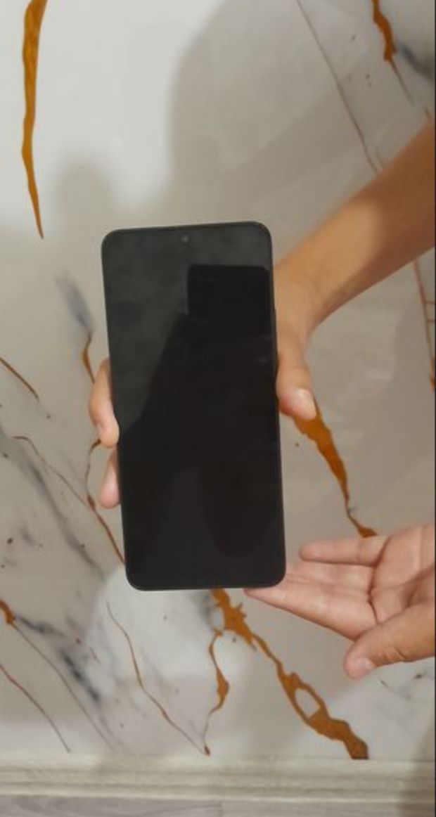 Продам Xiaomi Redmi 14 c 256/8+8 120Грц