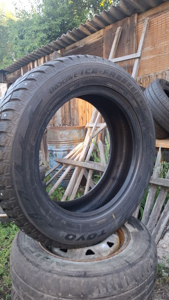 Продам шины одну