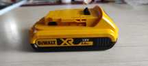Продам батарею dewalt
