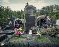 Памятники.Брусчатка керамогранит и установка.приём заказа онлайн