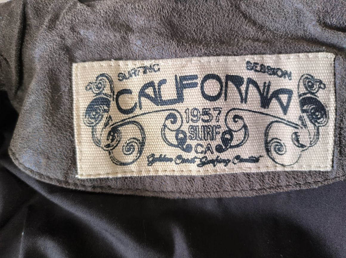 Кожаная куртка от фирмы California