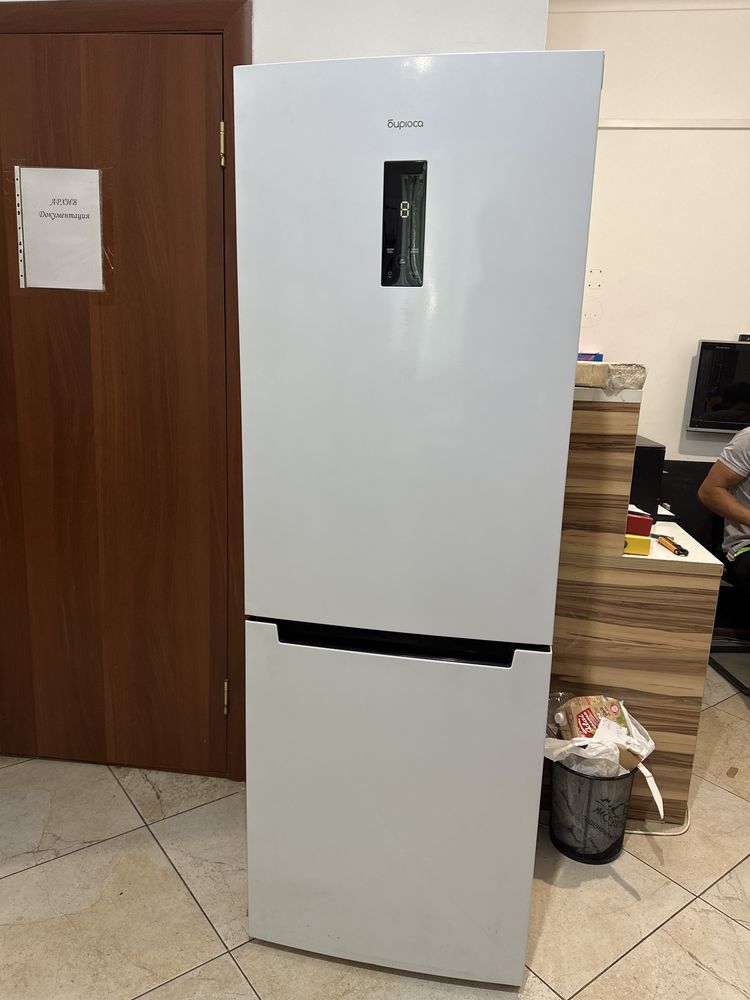 Холодильник Бирюса 920NF