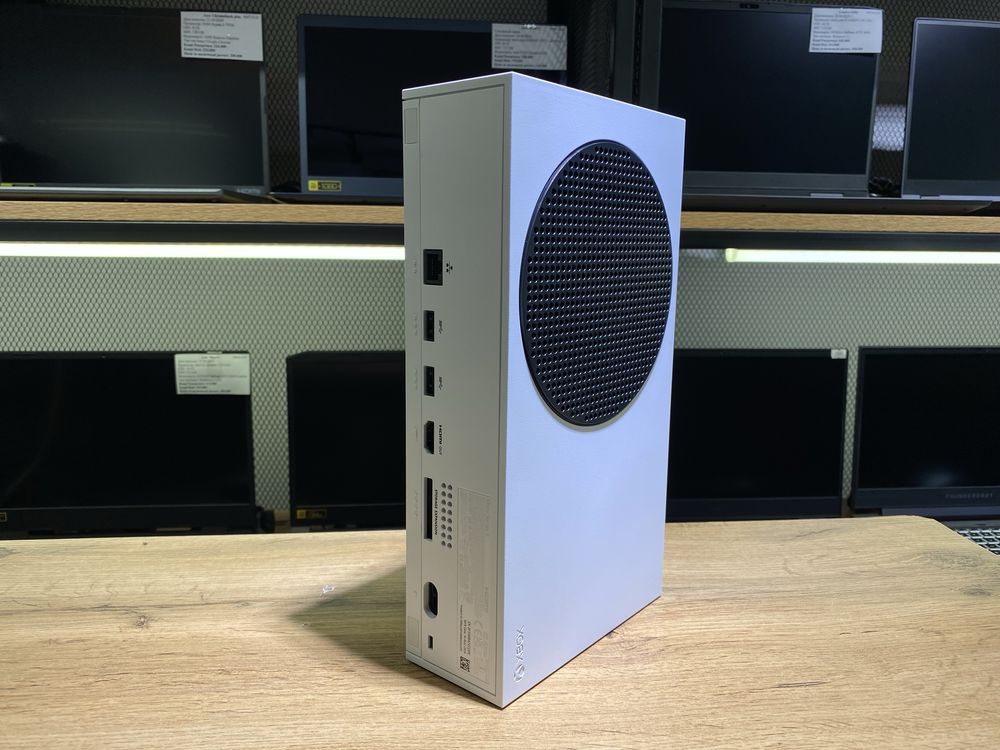 XBOX Series S, 512 GB SSD, 1 джойстик, 10459/А10