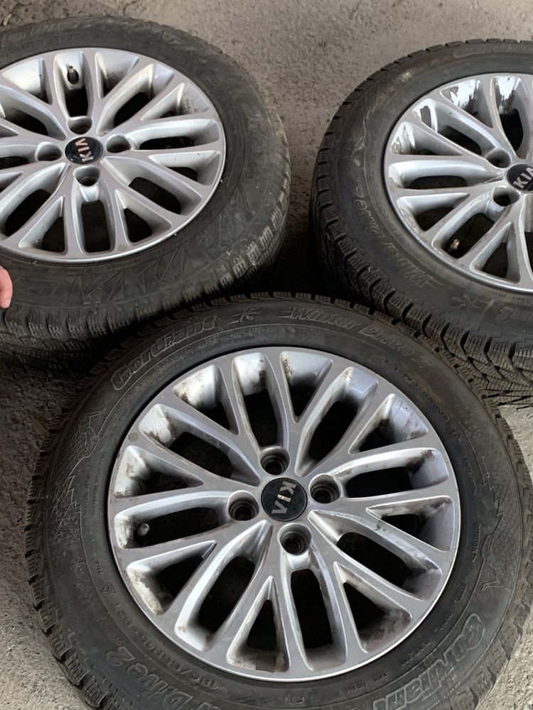 Продам димки R15 Kia