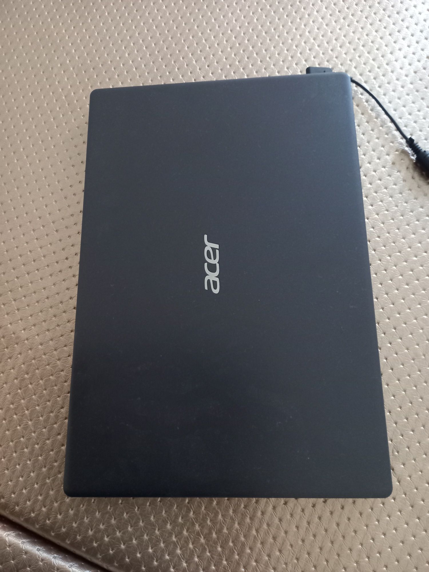 Ноутбук acer продам