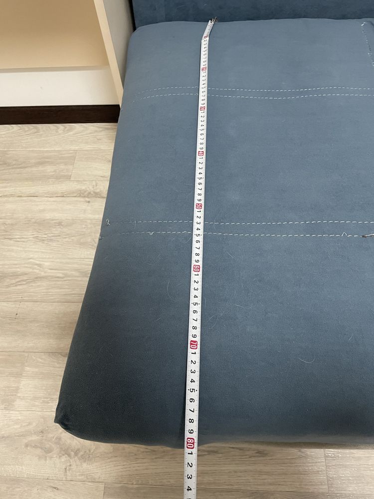 Продам диван, торг, д-2,2м, ш-1,45м, был под заказ, состояние хорошее