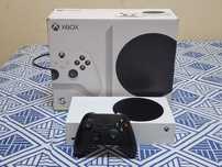 Xbox series s + игры