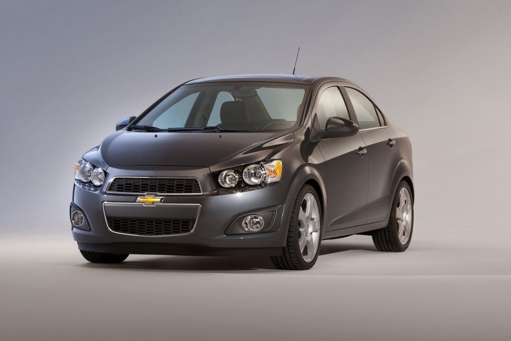 Бампер передний Шевроле Авео Т300 11- Chevrolet Aveo T300 11-