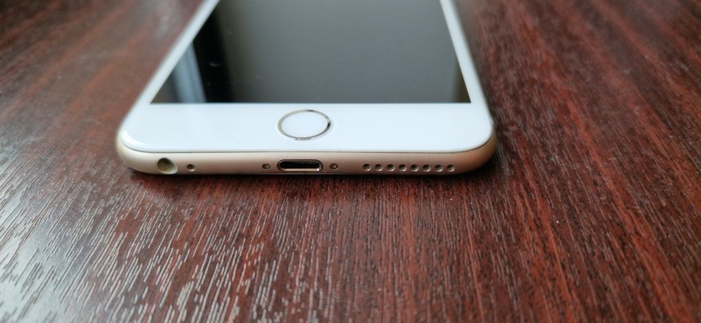 Продам iPhone 6 Plus