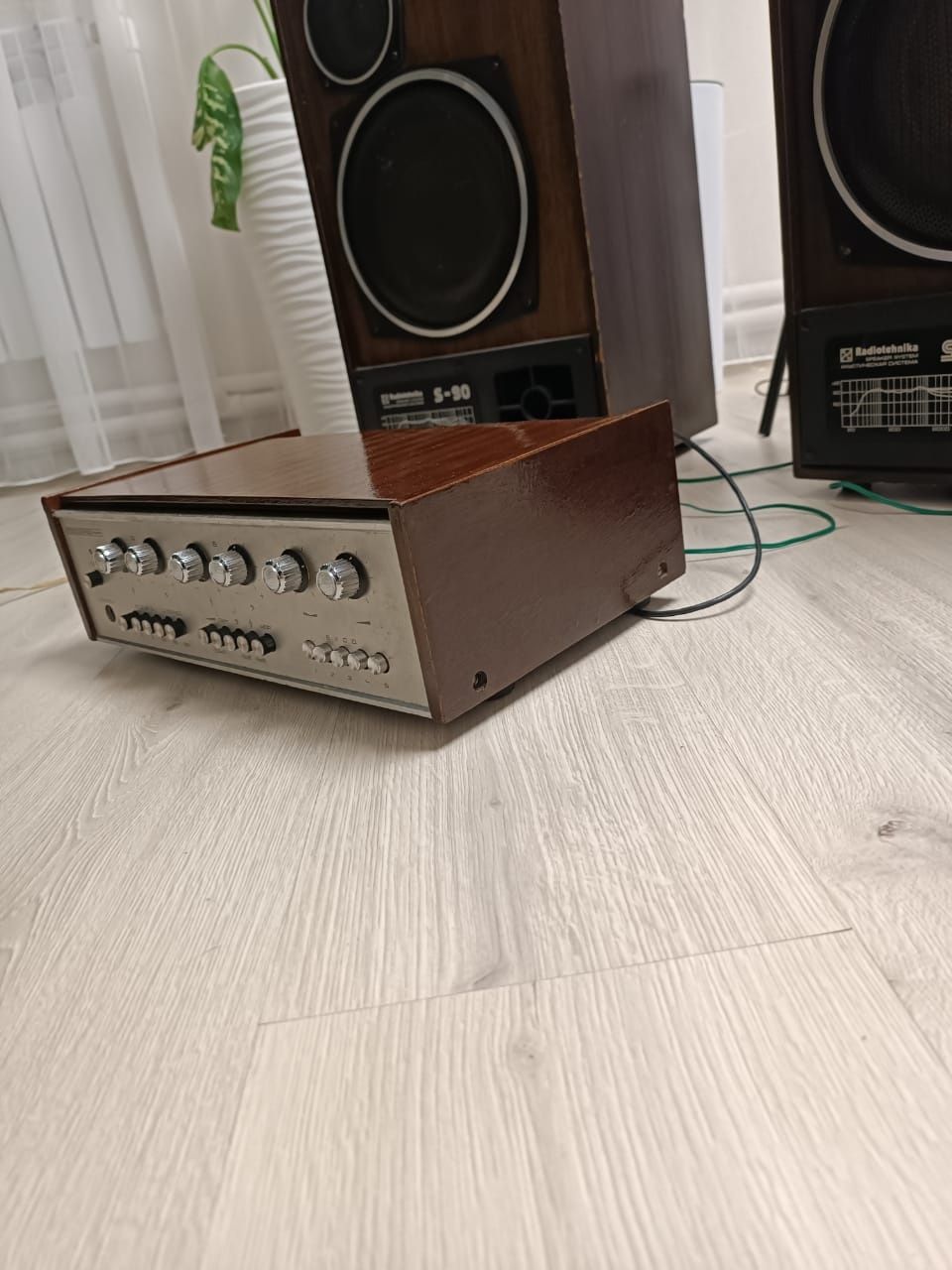 Продам одиссей 001