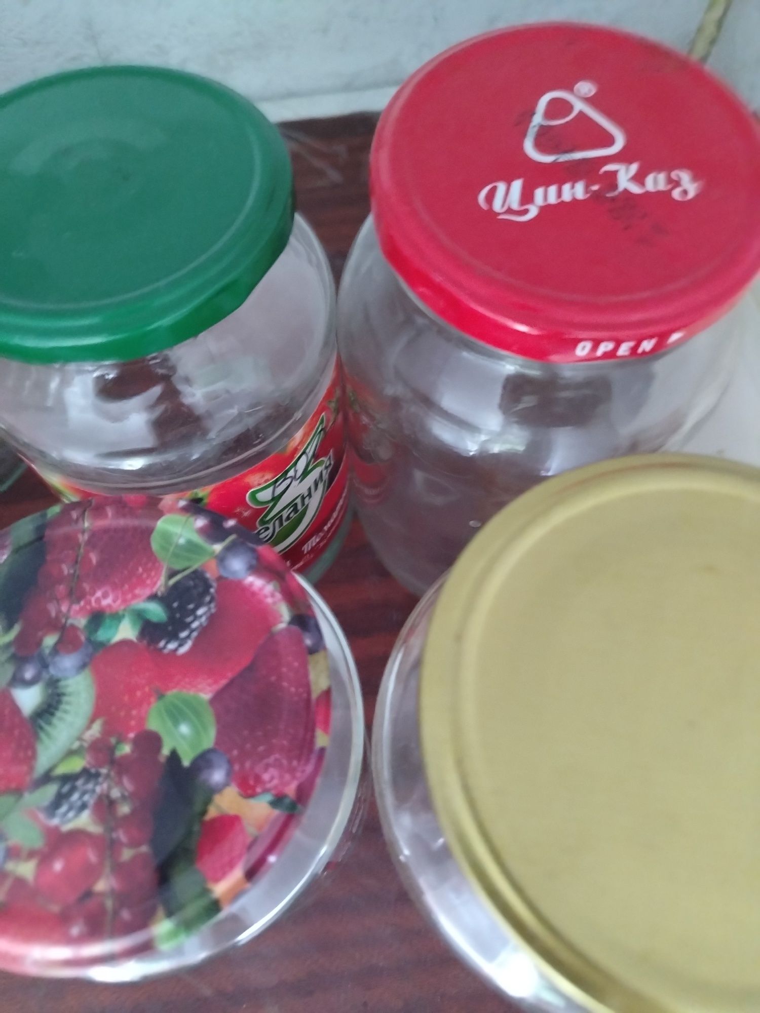 Продам банки от 0,3 до 2,0 и 3,0