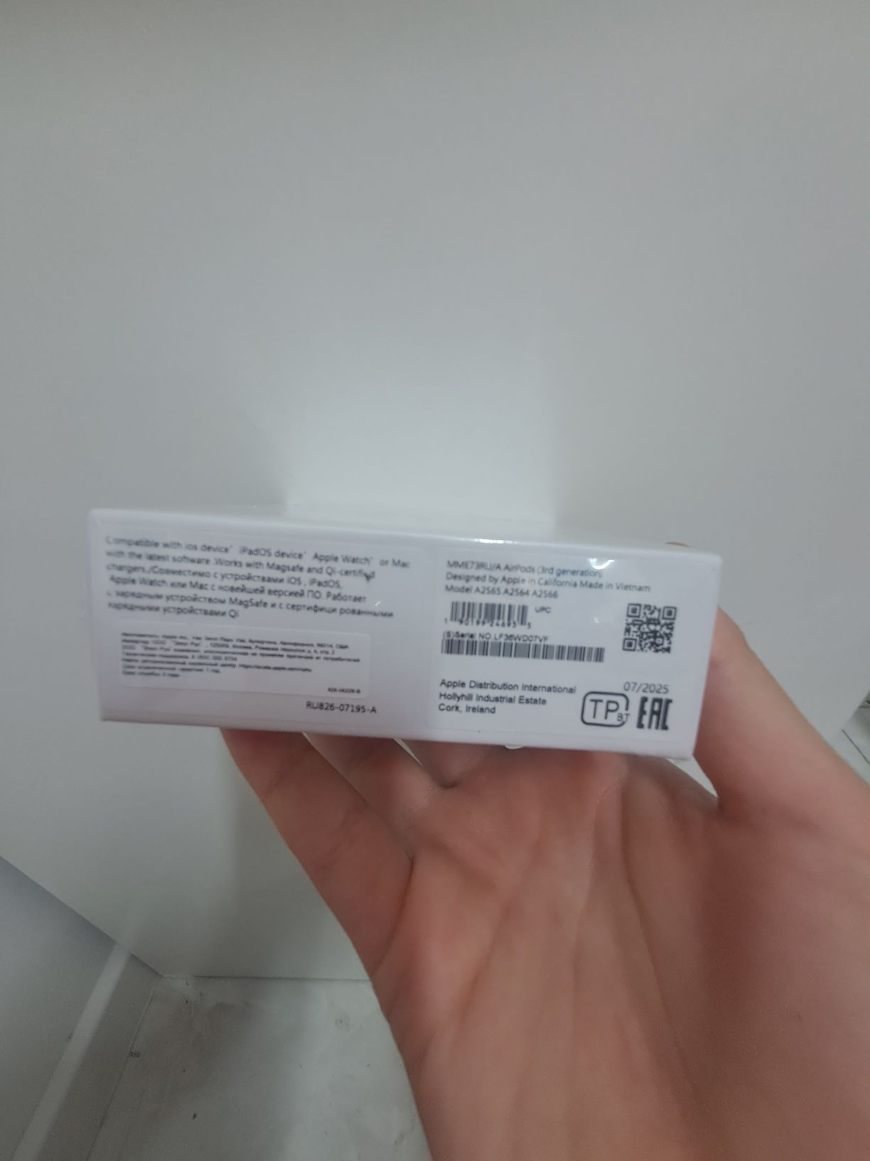 AirPods сатылады 10.000мың  торг