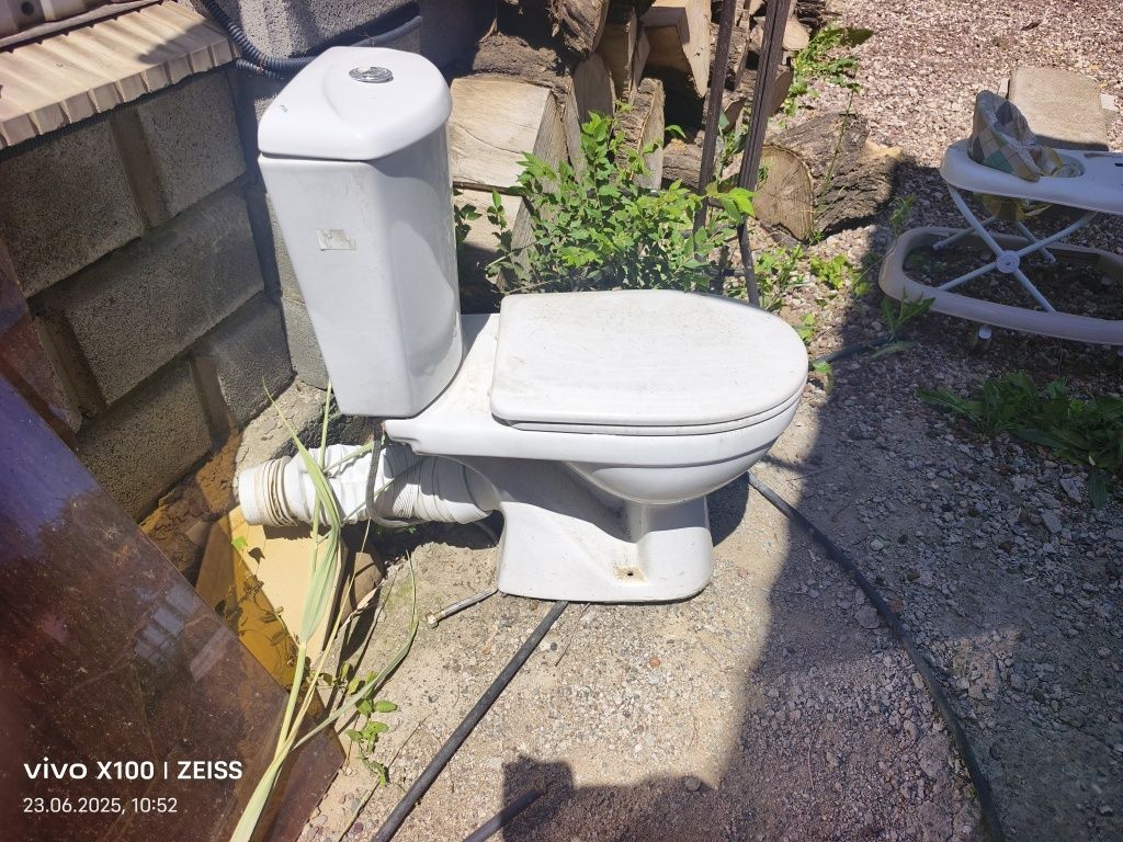 Продам унитаз бу