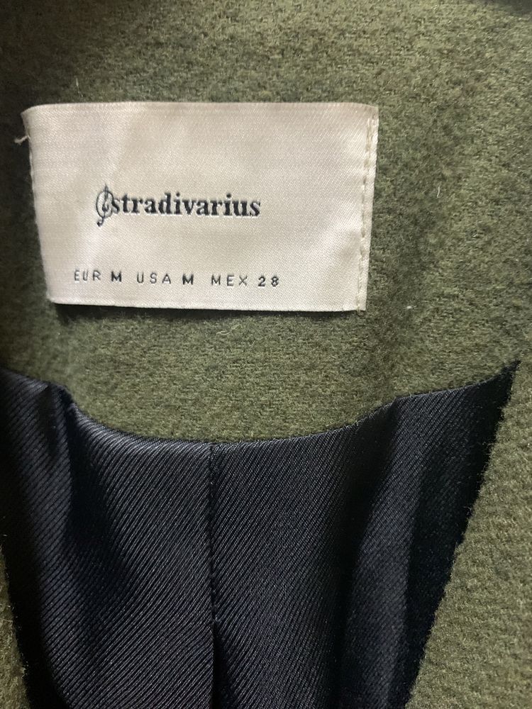 Пальто stradivarius 10000 тг м(36-38)