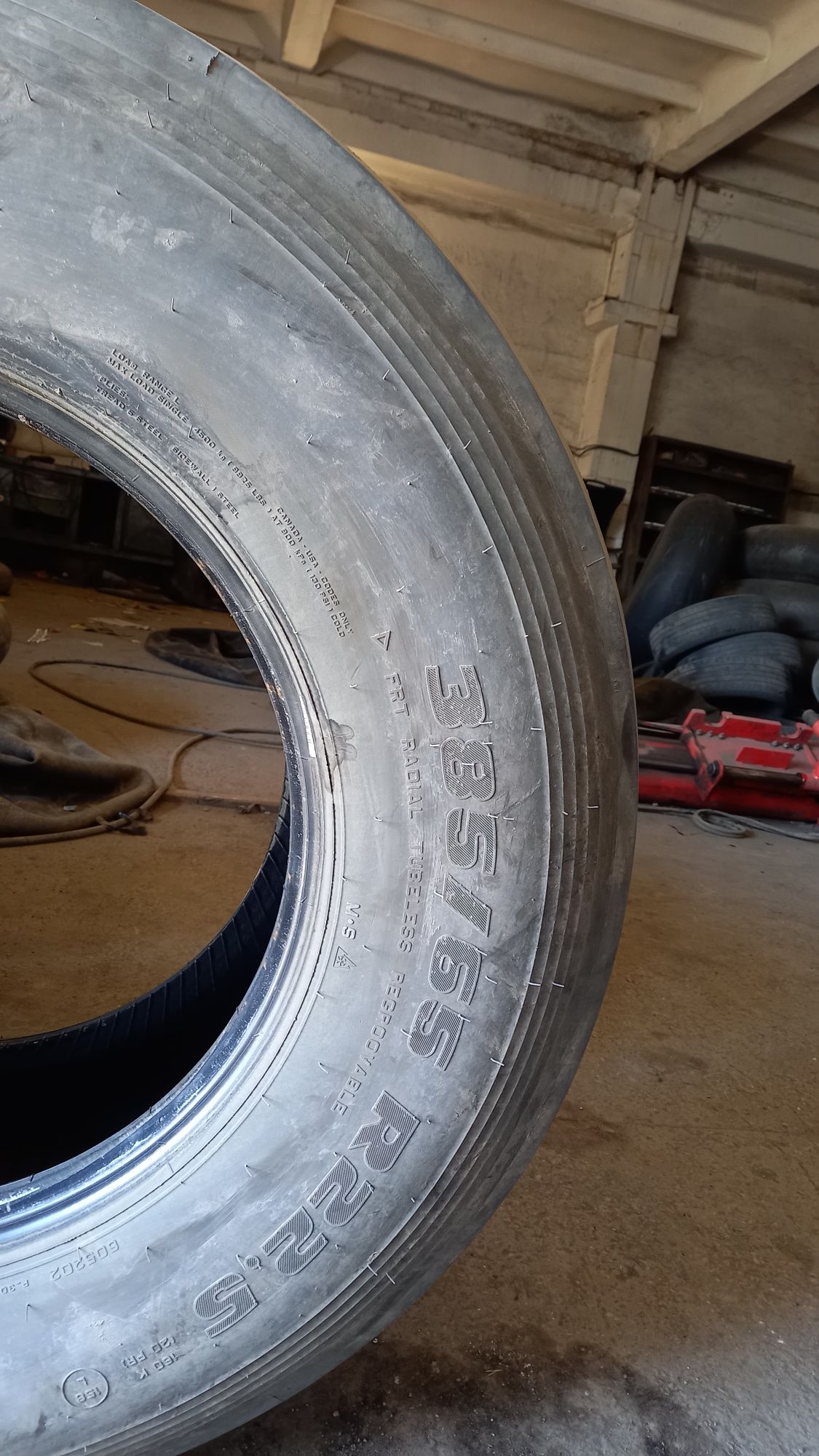 Продам автошины 385/55R22,5,,295/80R22,5.11R22,5.205/75R17,225/80R17,5