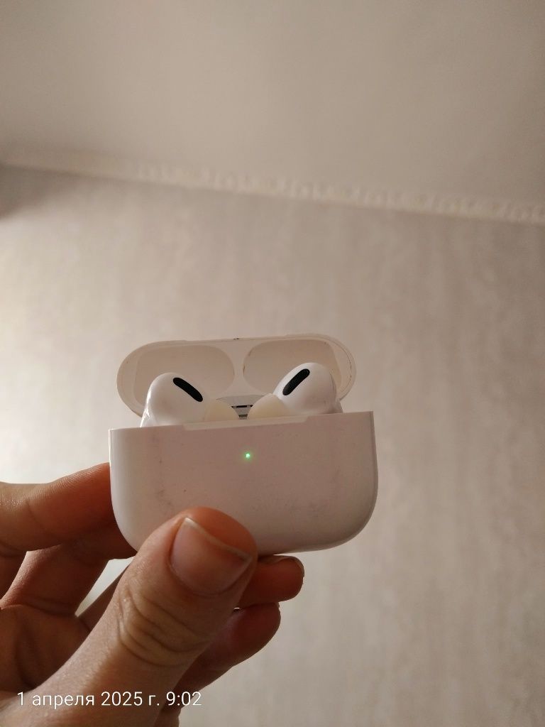 Airpods pro один неработает