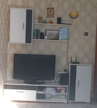 Продам шкаф навесной  полка тумба