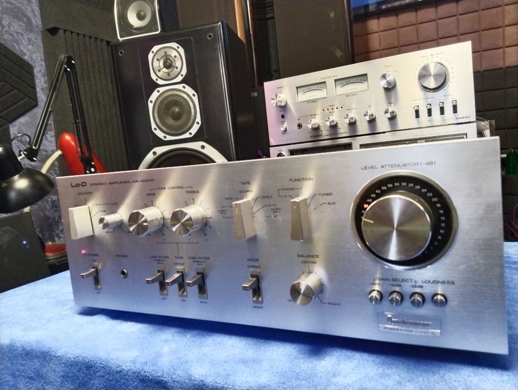 Lo-D/HITACHI HA-5300 стерео усилитель