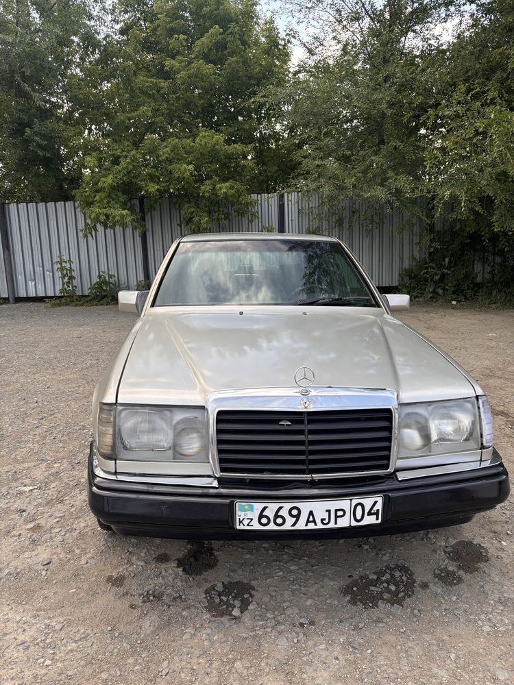 продам мерседес 124