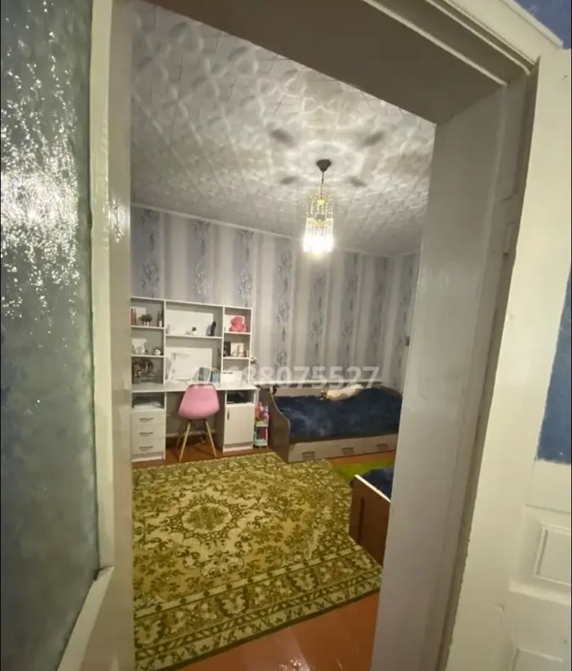 Продам пяти комнотный дом