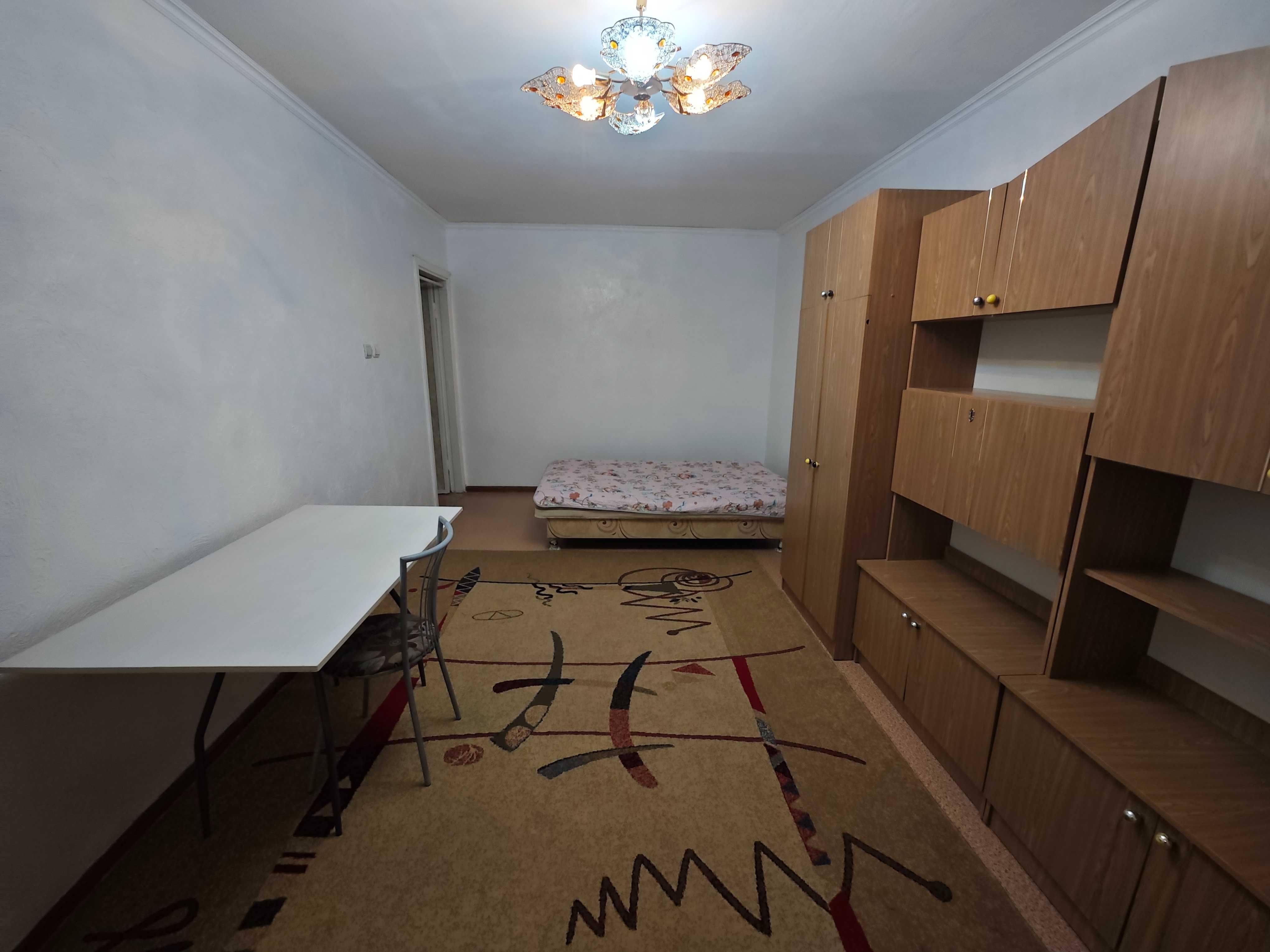 Продам квартиру 8 мкр дом 34 Шаляпина Алтынсарина однокомнатная