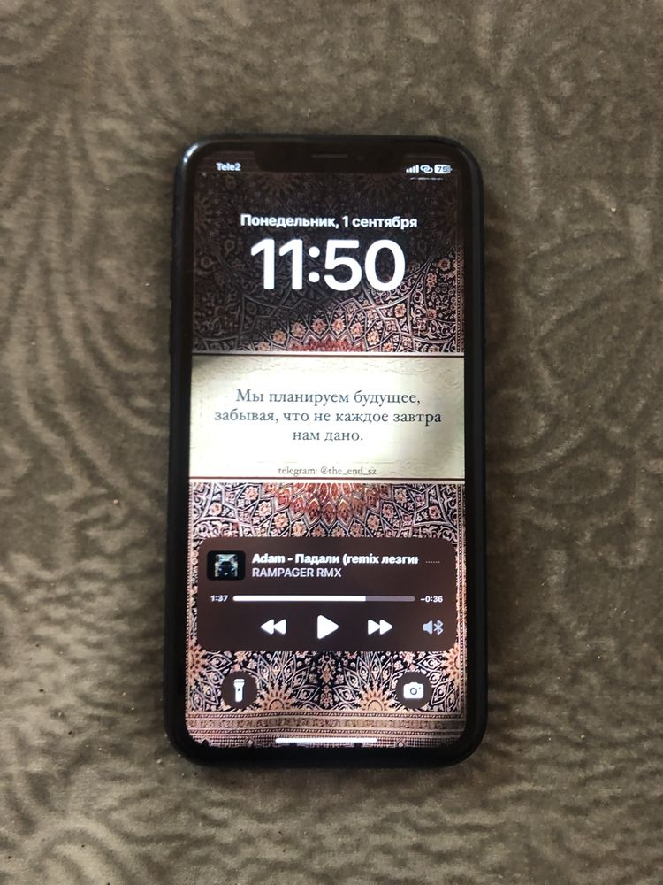 Iphone xr продам