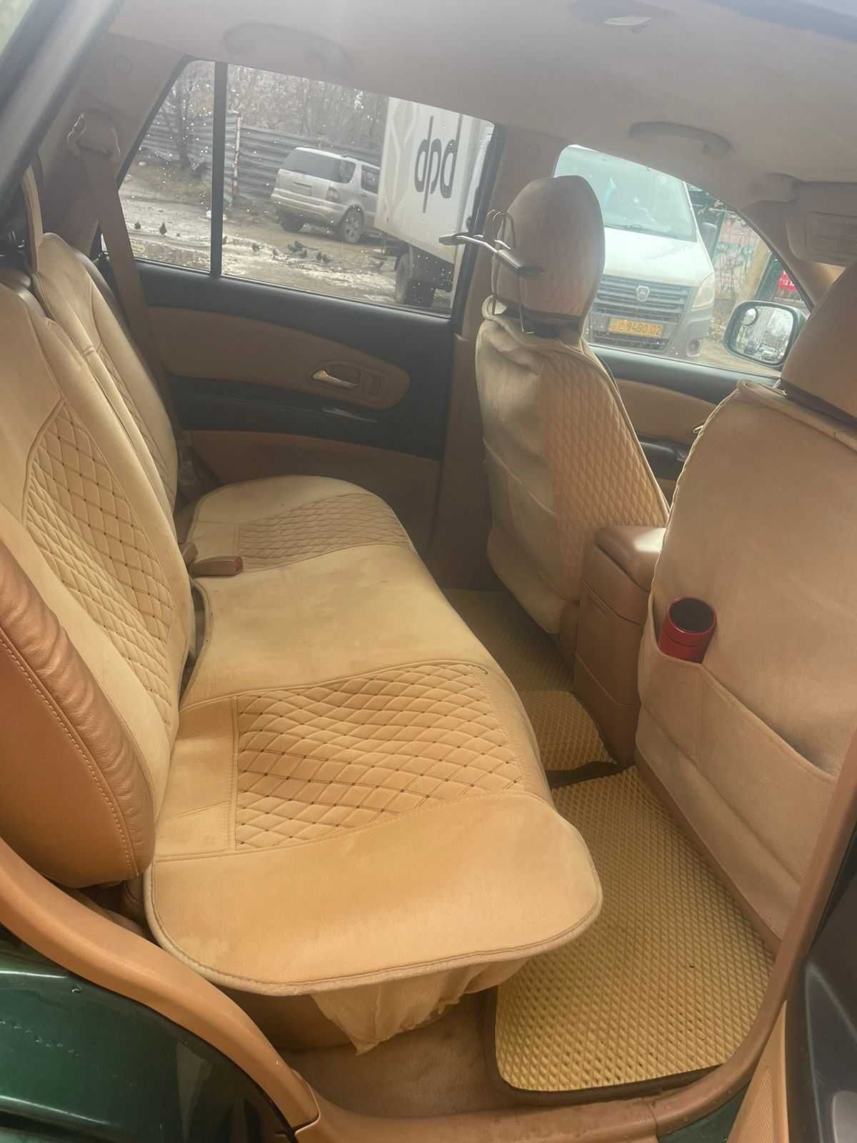 продам машину Isuzu Axiom