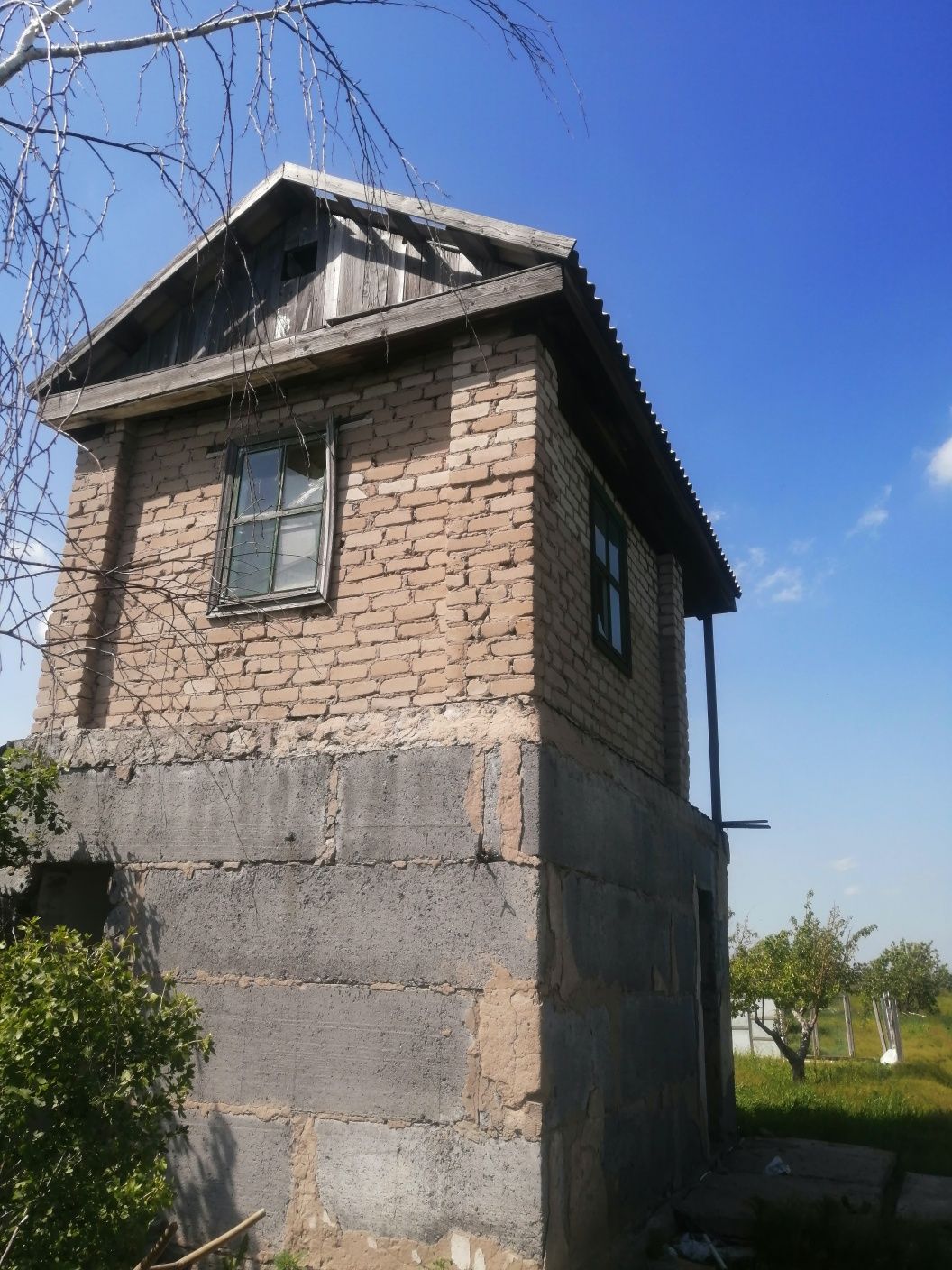 Продаю плиты перекрытия шестьдесят третий полторушка