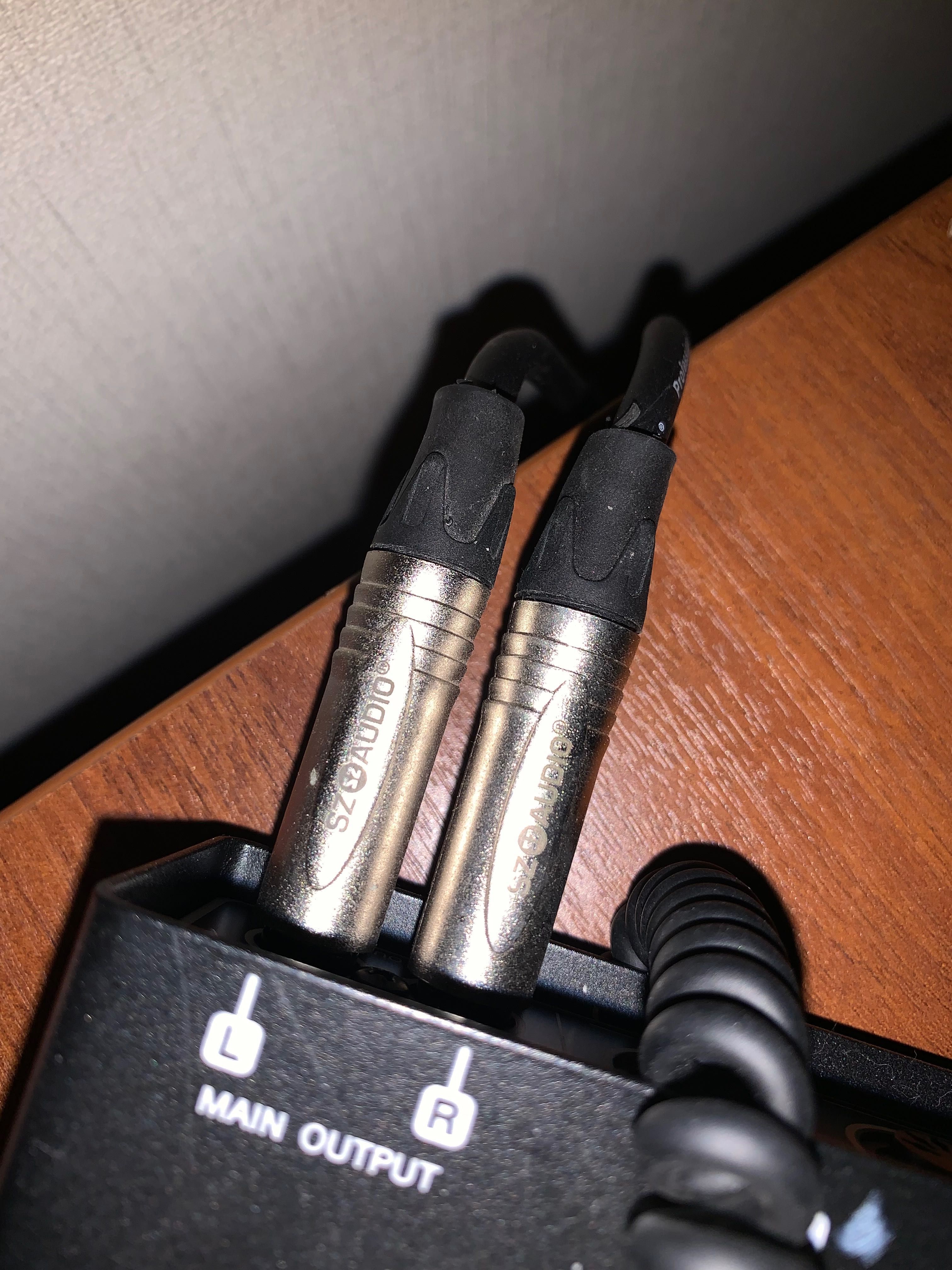 JBL 305P MKII Студийные мониторы