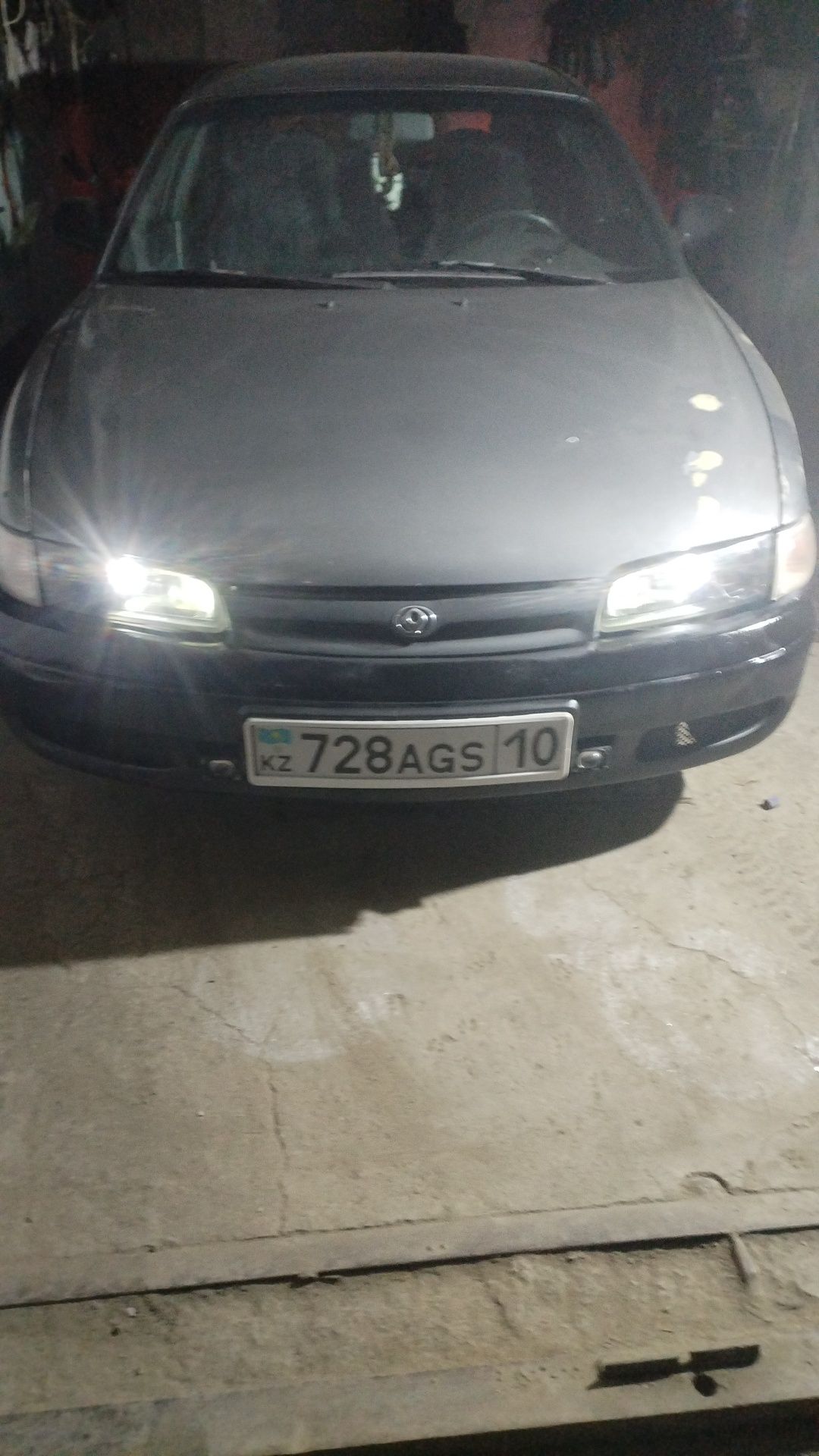 Мазда Кронос 626