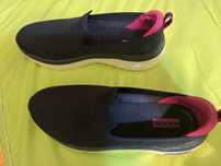 кроссовки Skechers