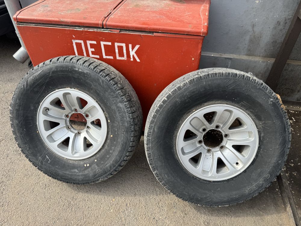 Продам диски с резиной