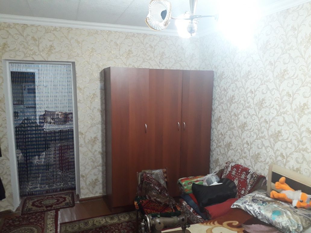 Продам дом, гараж, навес, хоз.постройки, огород