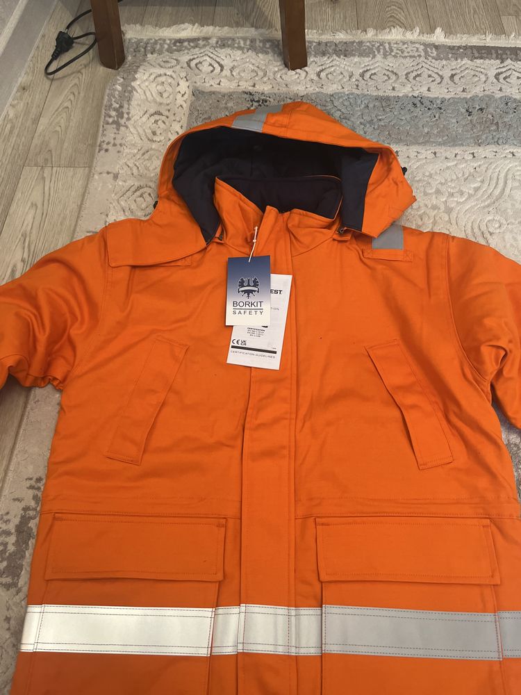 Зимняя Спецкуртка BORKIT Safety (Portwest), абсолютно новая, размер L