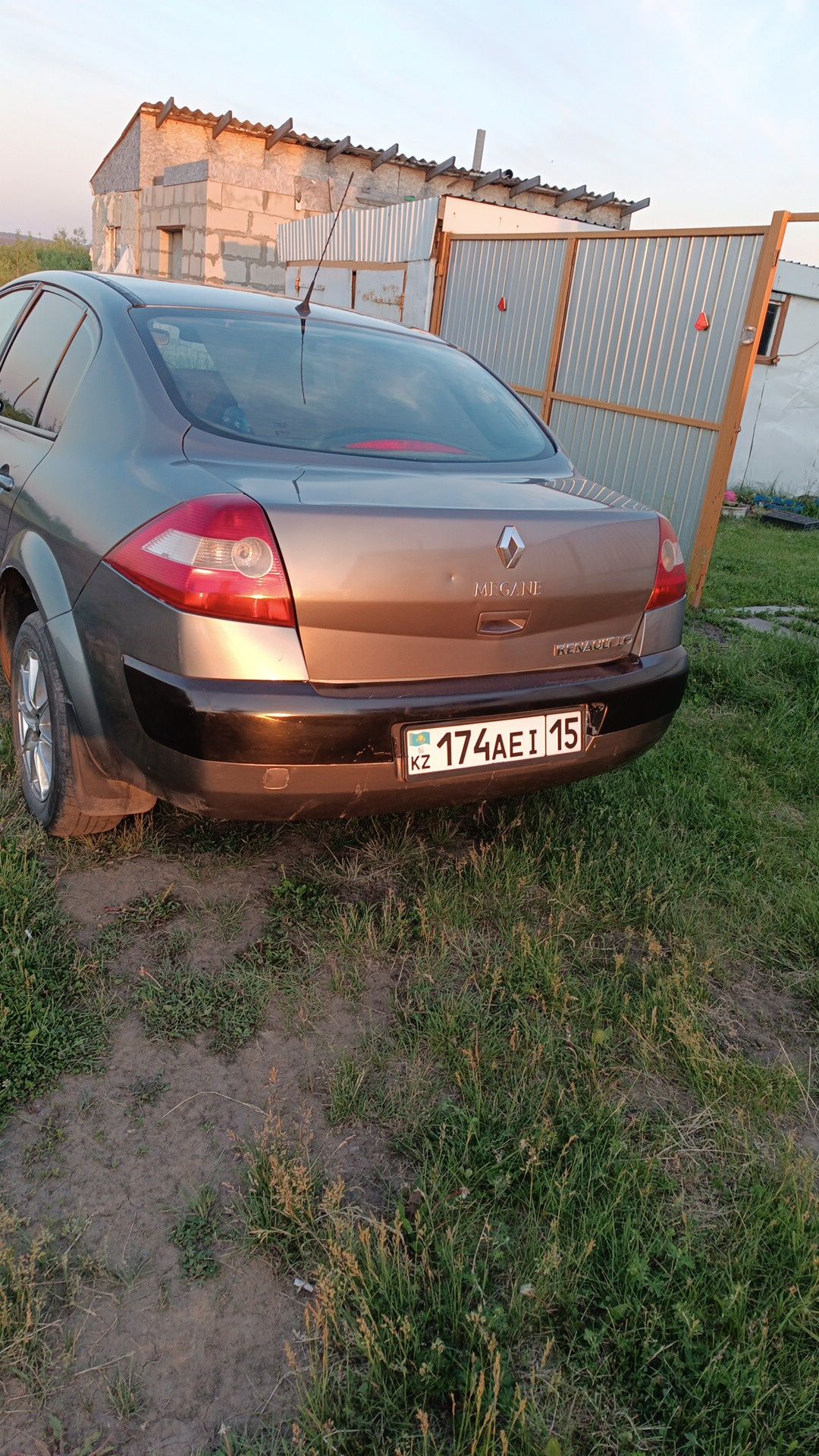 Продам Рено Меган 2