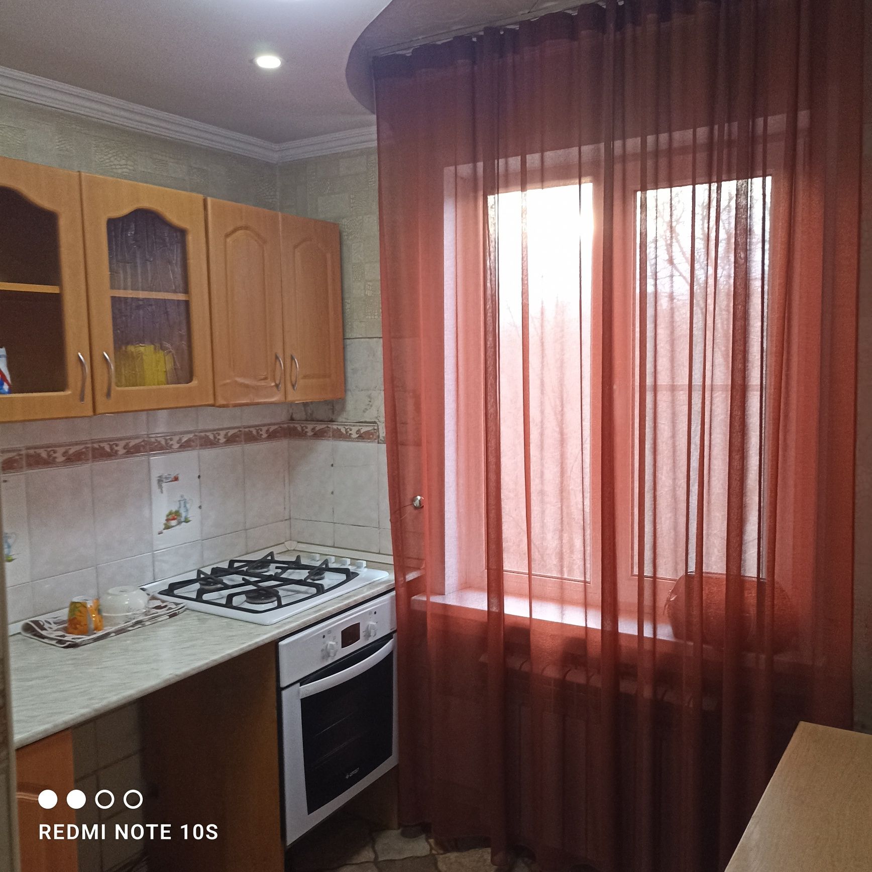 Продаётся трёхкомнатная в Боралдае, Алматинская область